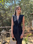 VESTIDO FESTA MIDI ESTRUTURADO PRETO